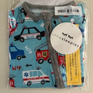 NIB little sleepies to the rescue shorty zippy